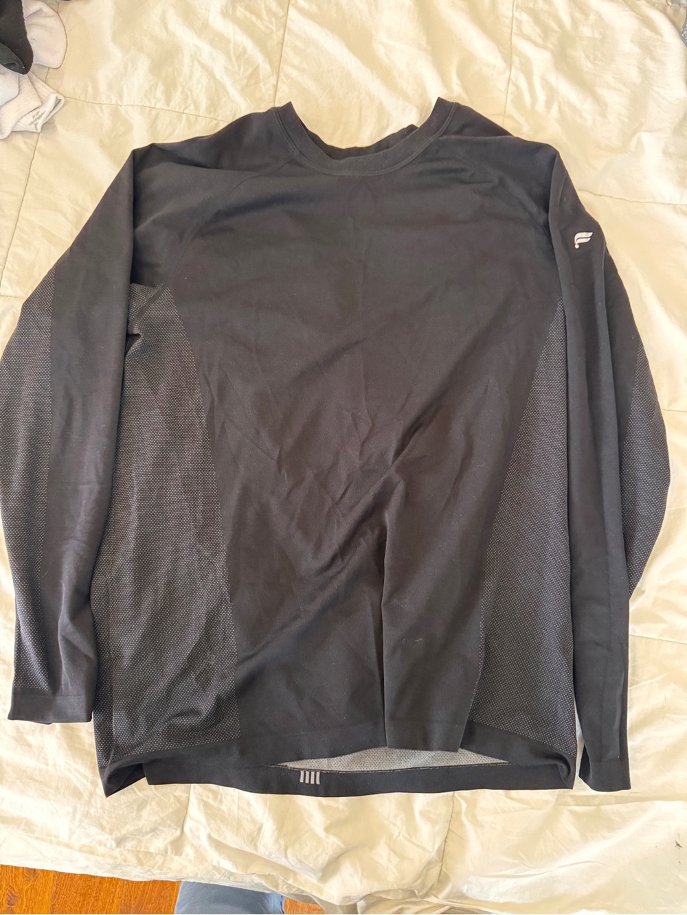 Fabletics Men's Black Long-Sleeve Performance Tee